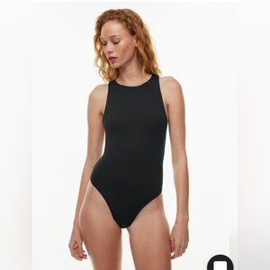 ARITZIA CONTOUR 90’S BODYSUIT